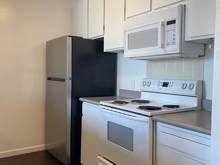 2101 Shoreline Dr #254 — Photo 14
