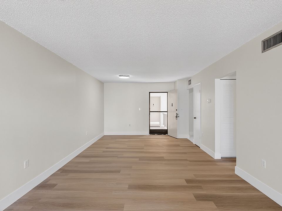 1st image of 8267 SW 128th St APT 205