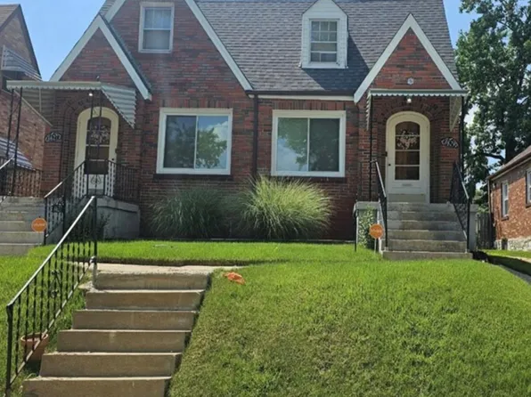 8627 Tara Ln, Saint Louis, MO 63147