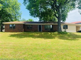 214 Mockingbird Ln, Poteau, OK 74953