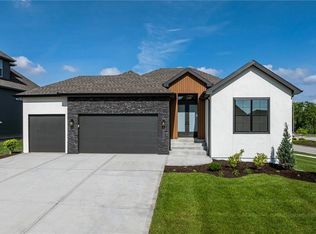 16506 S Loiret St, Olathe, KS 66062