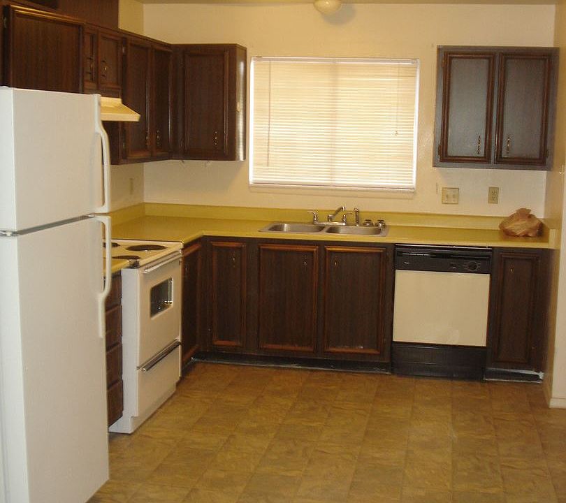 2nd image of 1330-D Grande Blvd SE