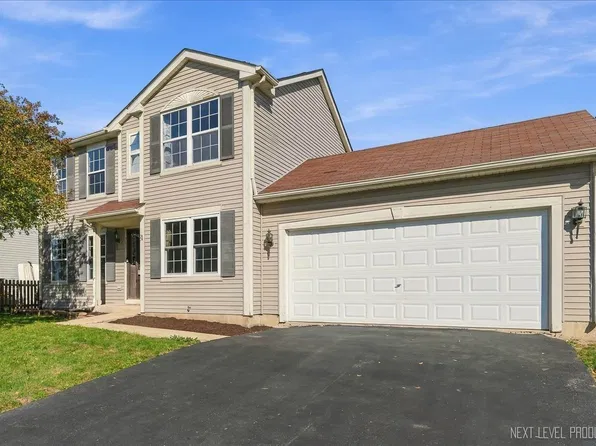 761 Blooming Dr, Dekalb, IL 60115