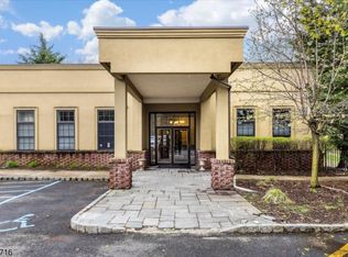 186 Walnut St APT 113, Bloomfield, NJ 07003