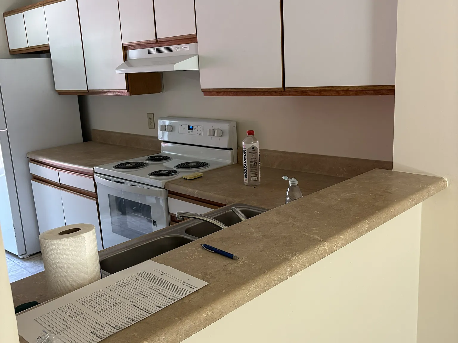 2 bed, 1.5 bath, 1050 sqft, $1,295 — Photo 2