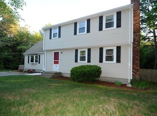 14 Dorothy Dr, Plymouth, MA 02360