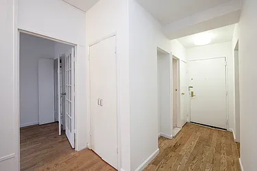 Rented by R New York