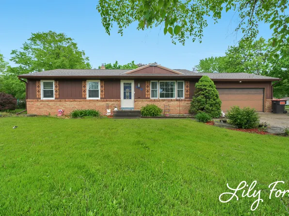 486 Chesterton Pl SW, Byron Center, MI 49315