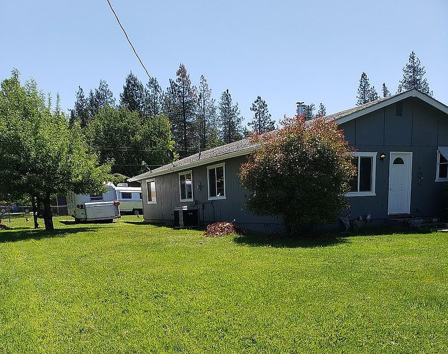 Corner view of house