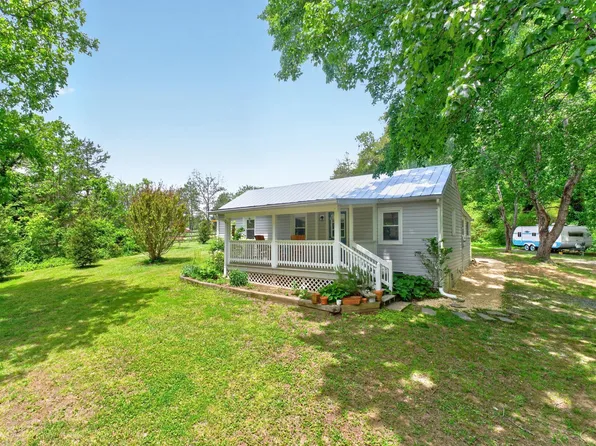 3867 Rolling Rd, Scottsville, VA 24590