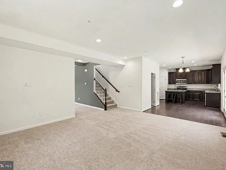 1024 Cook Dr SE — Photo 6