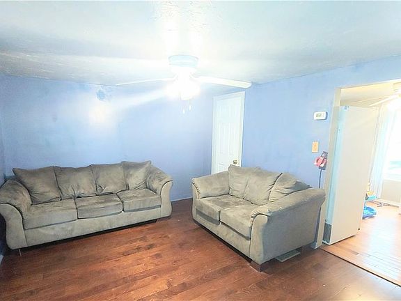 4th image of 144 Obed Ave