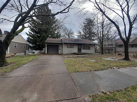 4th image of 1111 Eastern Ave