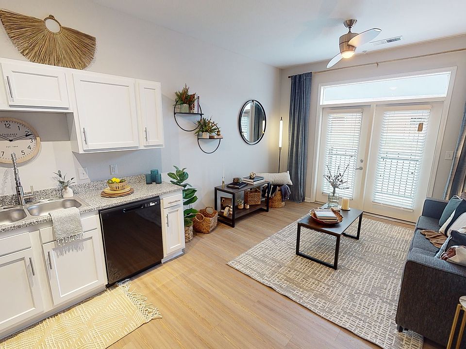 Enjoy Open-Concept Living at Ralston Apartments in Downtown Indianapolis