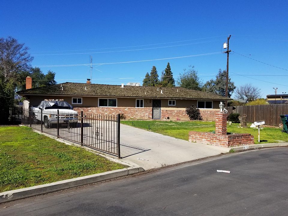 2nd image of 973 N San Joaquin Cir
