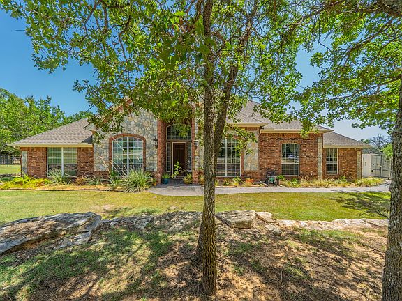 2nd image of 109 Overton Ridge Cir