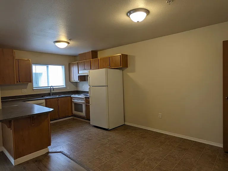 Wellesley Park Apartments — Photo 6