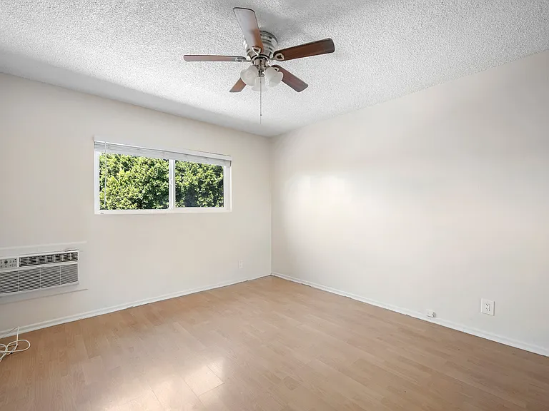 6915 Coldwater Canyon Ave #8 — Photo 11