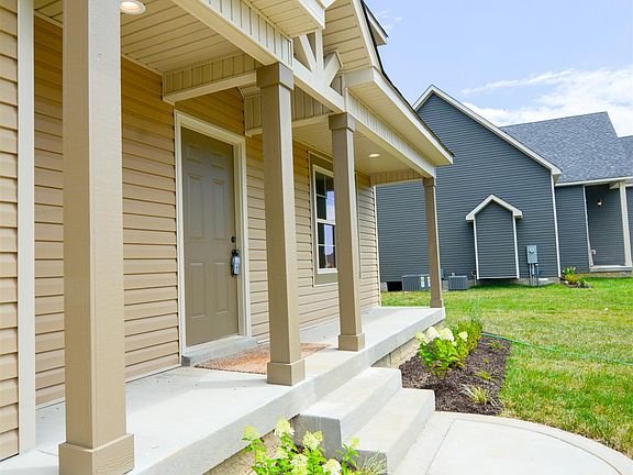 3rd image of 545 Sitka Lot 204