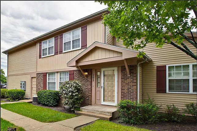 105 Lindenwood Ct