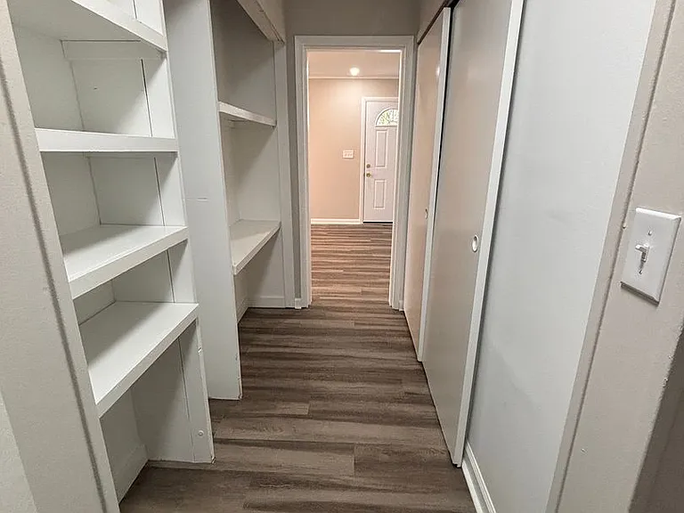 652 Summit St — Photo 6