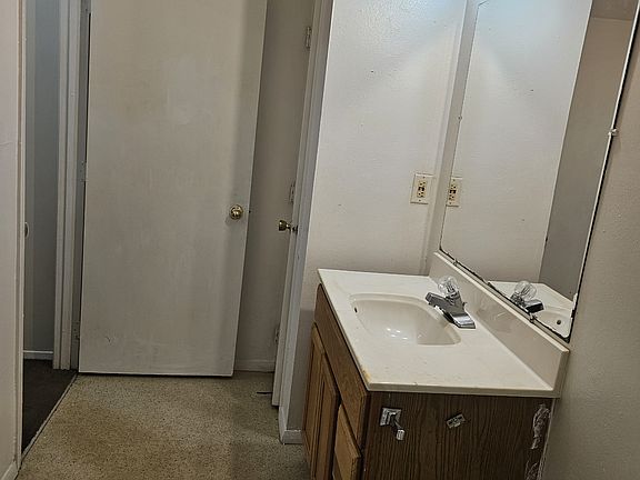 2nd image of 4102 W Fairmount Ave #1