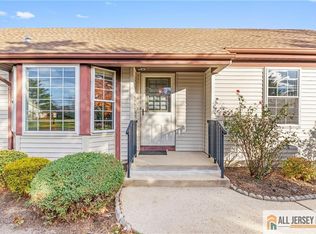 18 Benjamin Franklin Dr #C, Monroe Township, NJ 08831