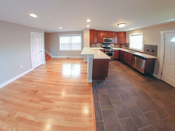 123 Garrett Ave
Kitchen