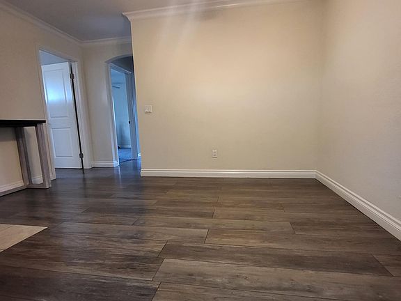 4th image of 1423 Graves Ave Unit 250
