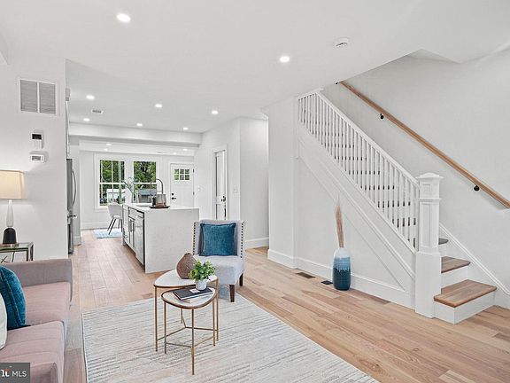 4th image of 5220 5th St NW