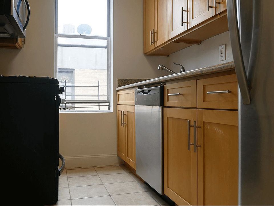 1st image of 1 Post Ave APT 54