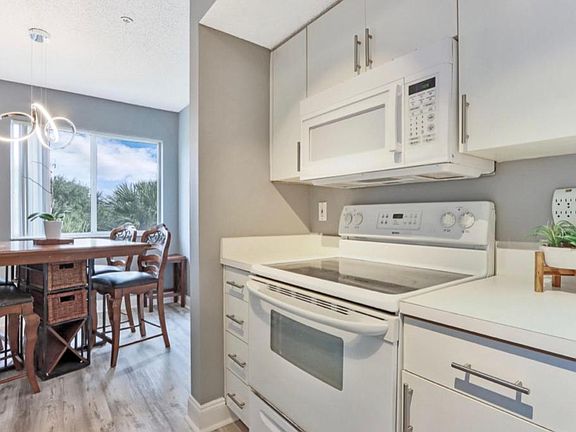 3rd image of 254 Village Blvd APT 4310