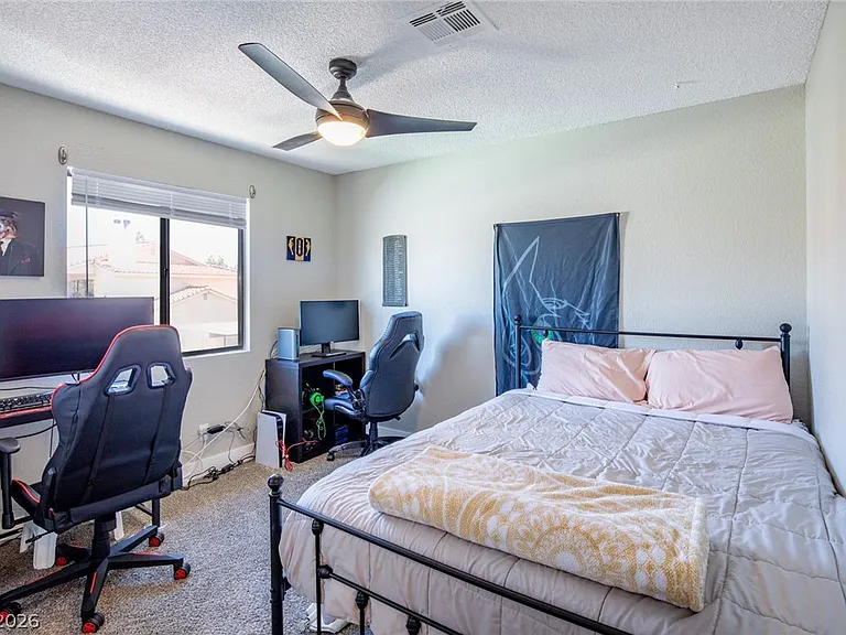 1212 Observation Dr #201 — Photo 14