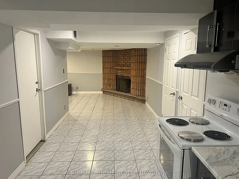 272 Nahani Way #BASEMENT — Photo 8