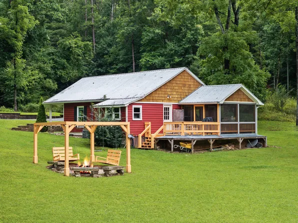 30 Seabolt Dr, Morganton, GA 30560
