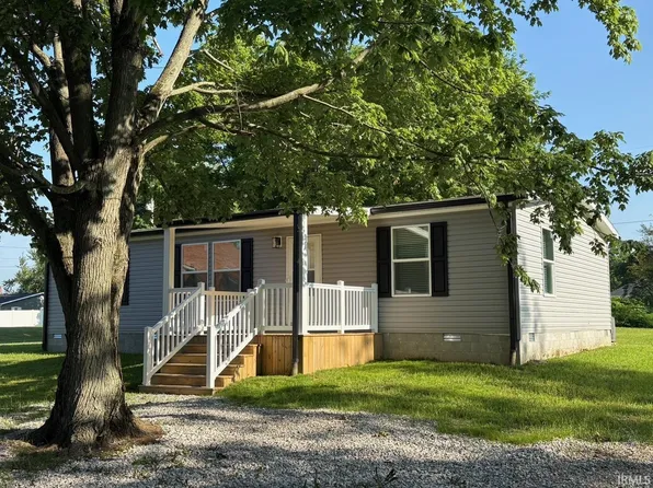 1469 S Saline 3rd St, Centerpoint, IN 47840