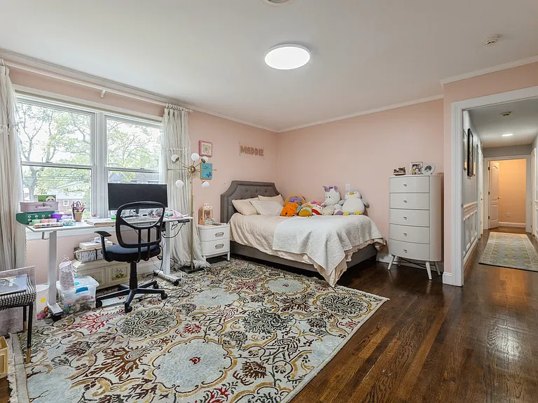 107 Hudson Ave #107 — Photo 24