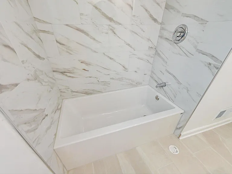 3333 Church St #2 — Photo 16