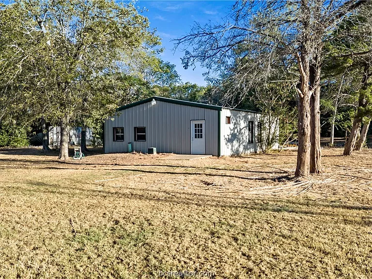 8111 S FM 2038 — Photo 35