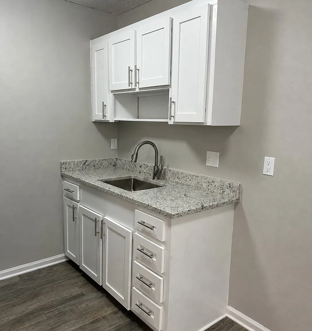 Ivey Creek Apartments — Photo 3