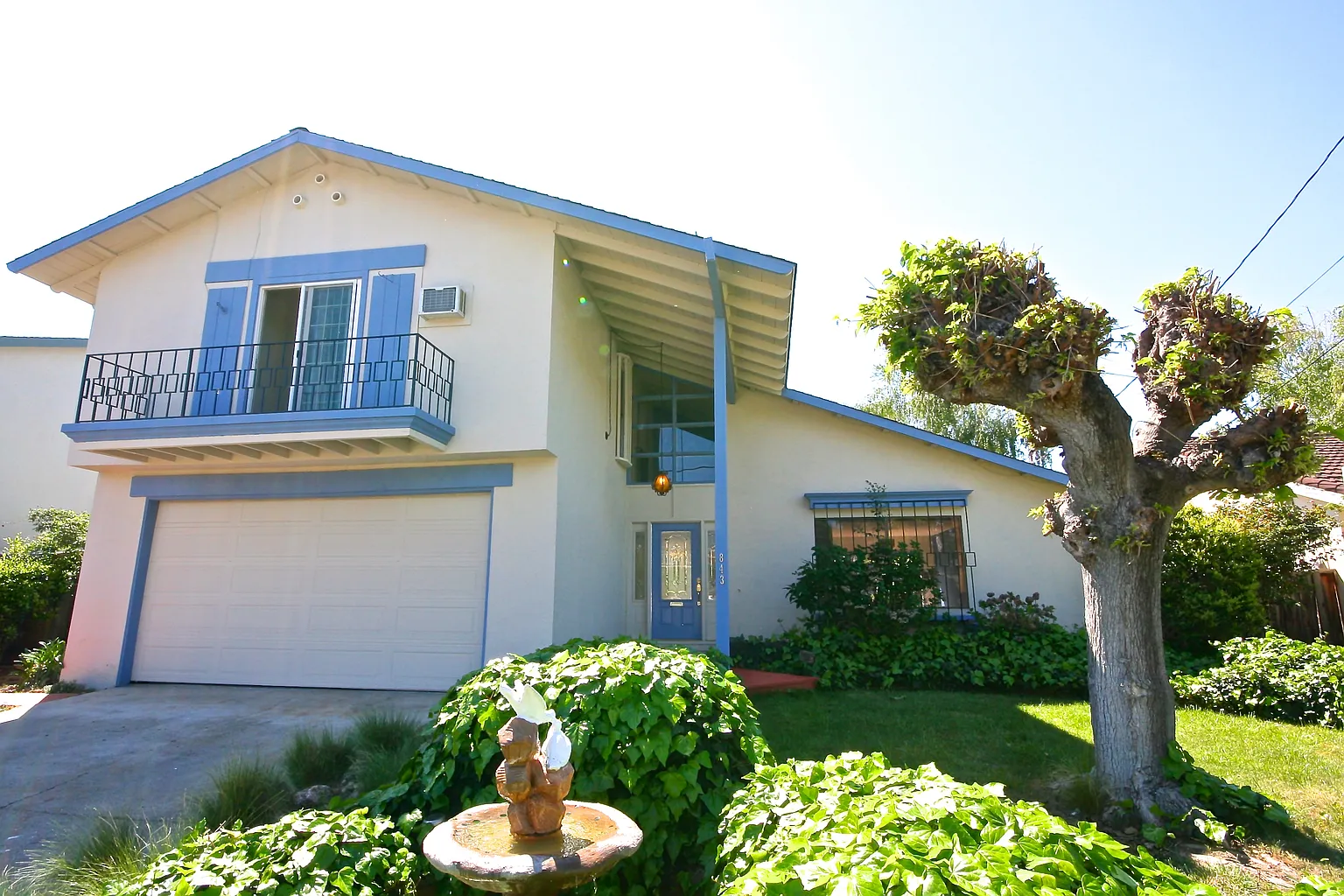 843 Sullivan Ave photo 1