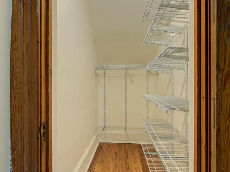 638 W Drummond Pl #1F — Photo 13