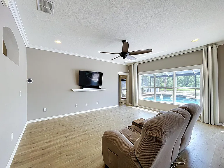 11524 Pennsville Ct — Photo 29