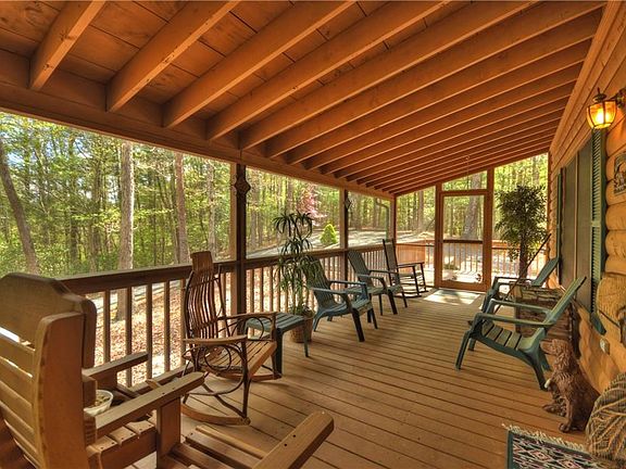 3rd image of 78 Blackberry Falls Ln