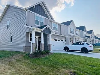 2116 Campbell Loop — Photo 2