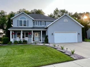1063 Kennedy Dr, Hartford, WI 53027