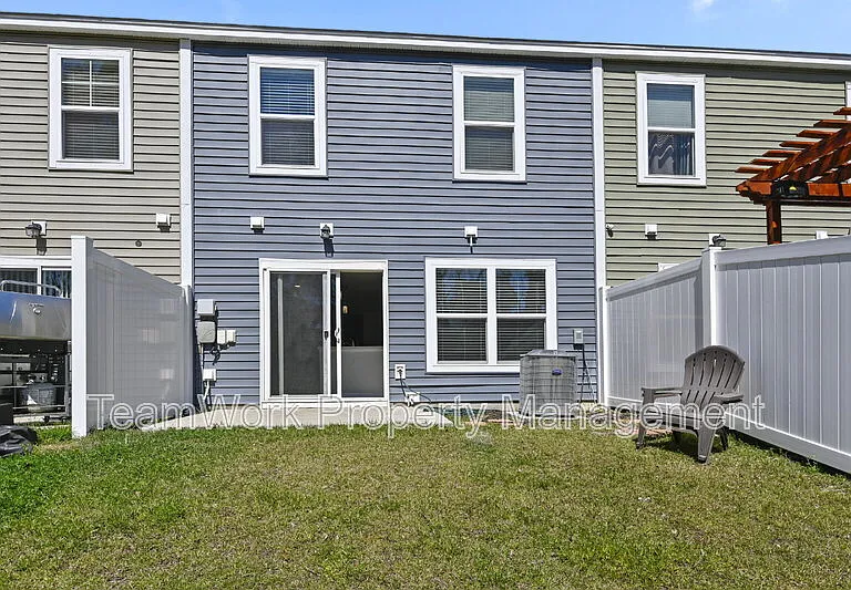 163 Rosefield Ct — Photo 29