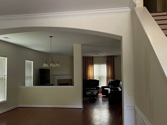 2nd image of 3 Capella Cir