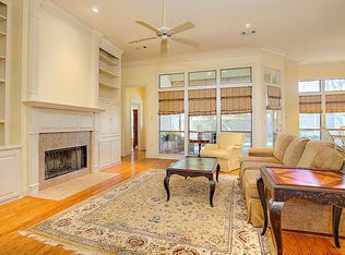 10231 Chestnut Oak Dr, Baton Rouge, LA 70809