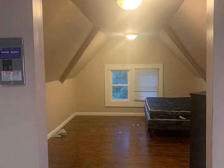 19 Edwards St — Photo 5